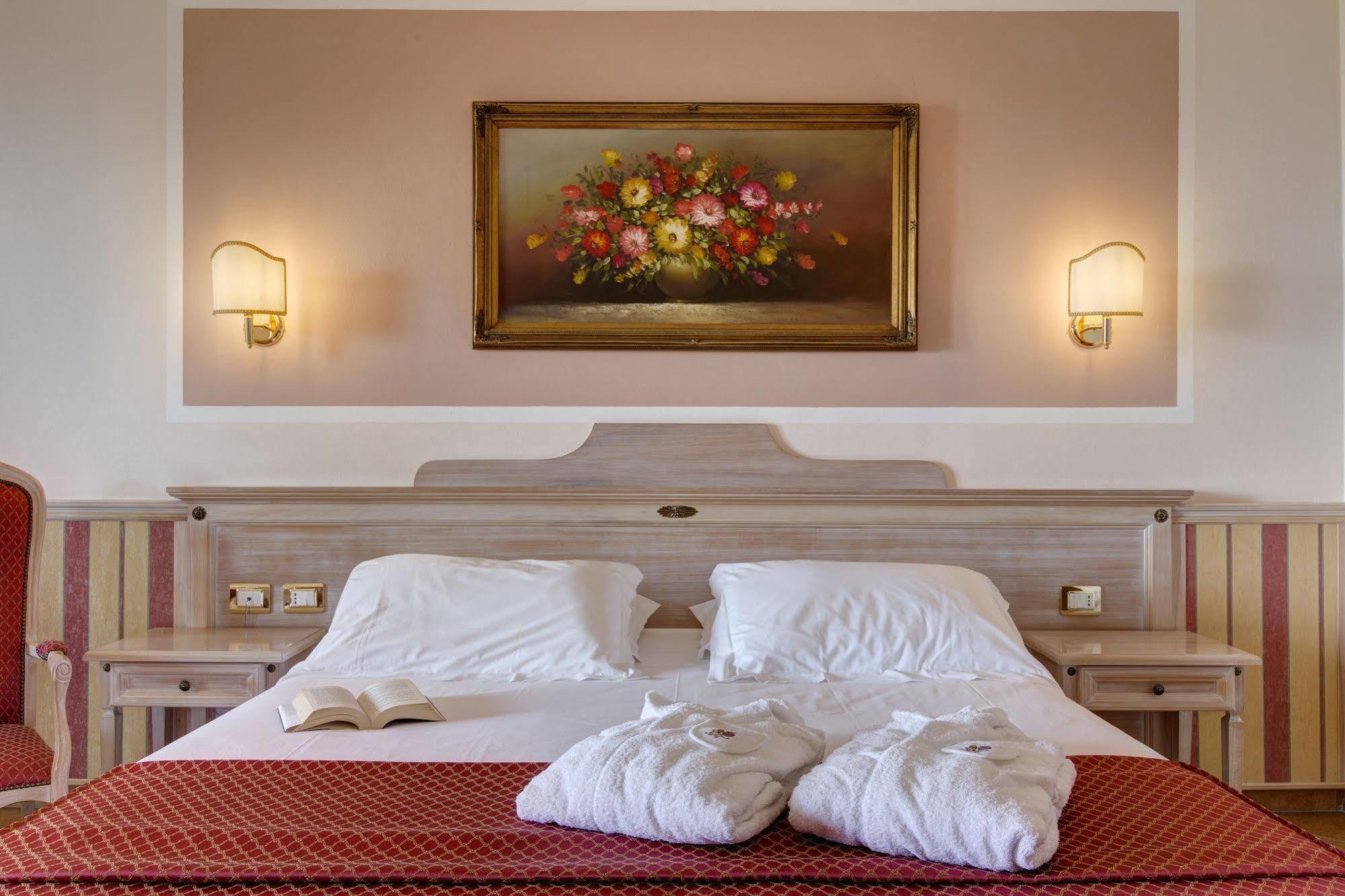 Hotel Santamaria Santa Maria  Екстериор снимка